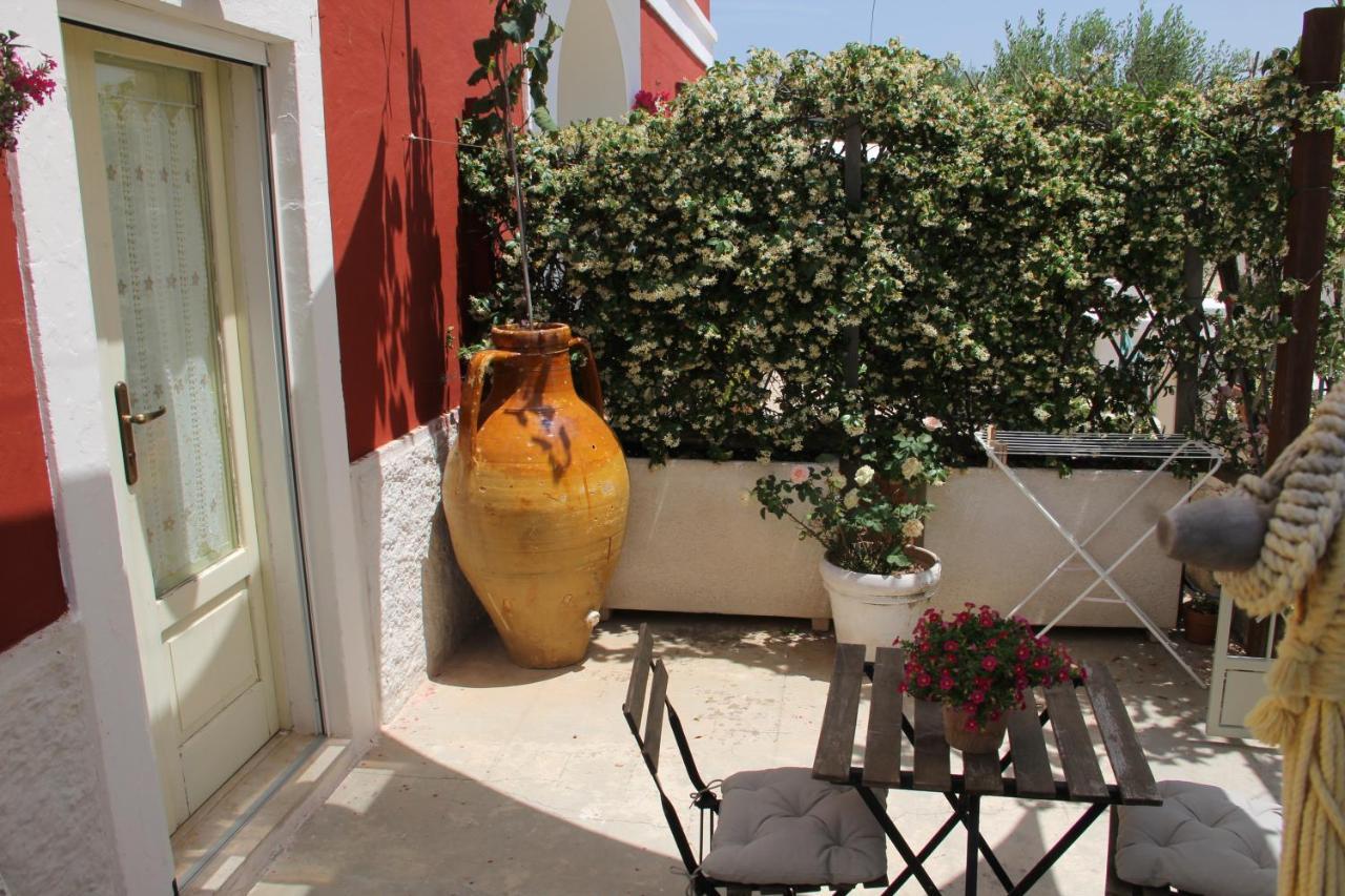 Masseria Trulli Sull'Aia Cisternino Exteriér fotografie