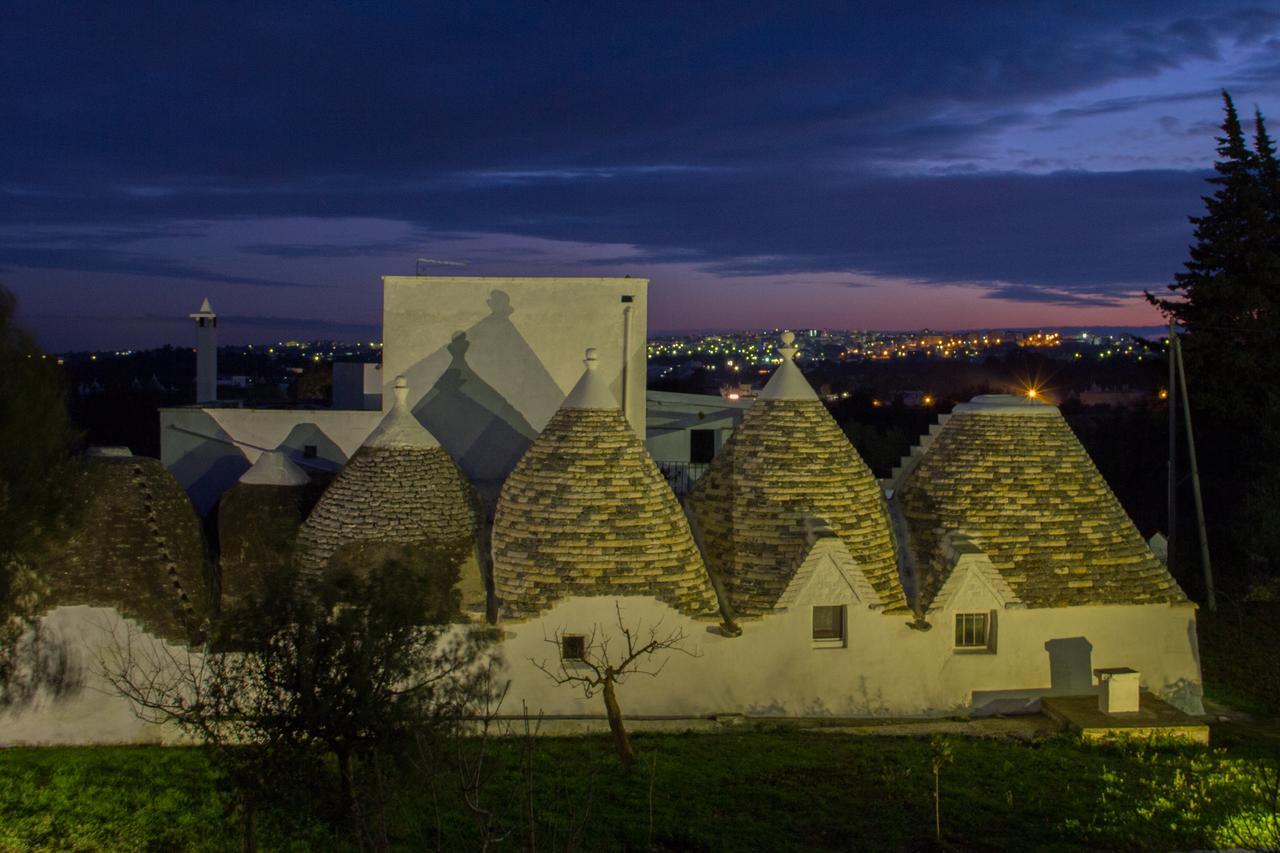 Masseria Trulli Sull'Aia Cisternino Exteriér fotografie
